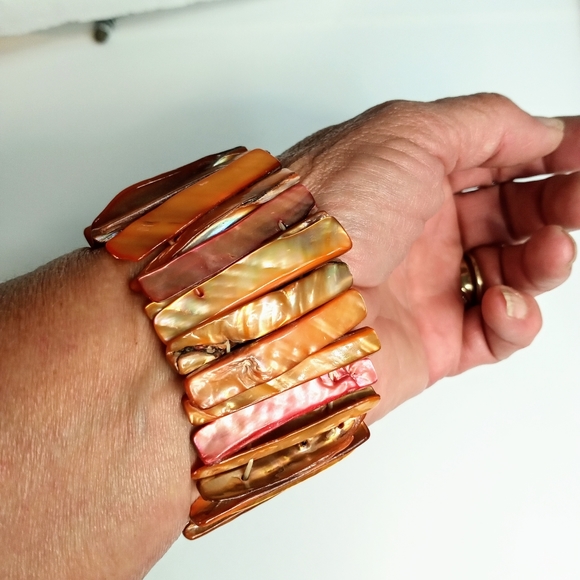 Abalone Stretch Cuff Bracelet Sunrise Rose Natural - Picture 6 of 10